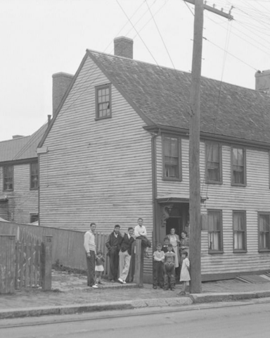 The 1705 House, 33-35 Deer Street in 1936 – an example of the type of residential architecture that once filled city neighborhoods.  The house was demolished during the redevelopment of Portsmouth’s North End. (Courtesy Library of Congress, Historic American Building Survey)